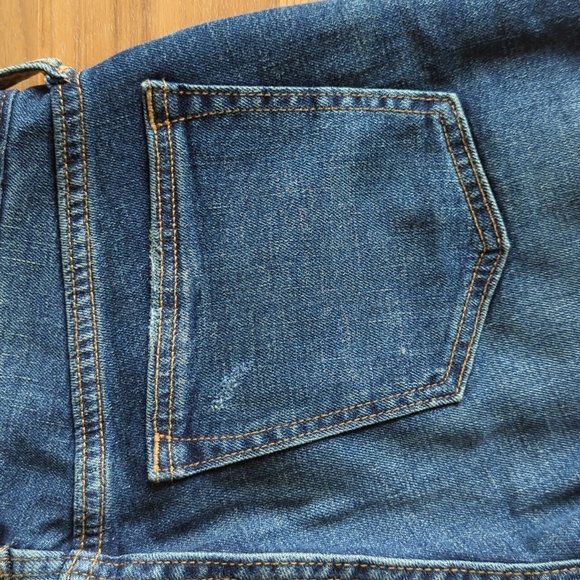 Old Navy Men's Distressed Skinny Jeans - Picture 7 of 9